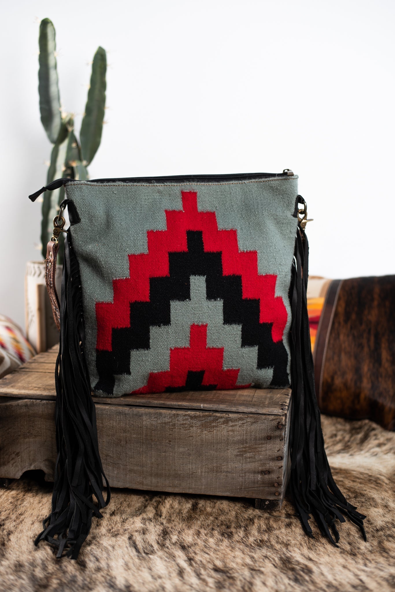 The Maddox Saddle Blanket Purse - Red & Black