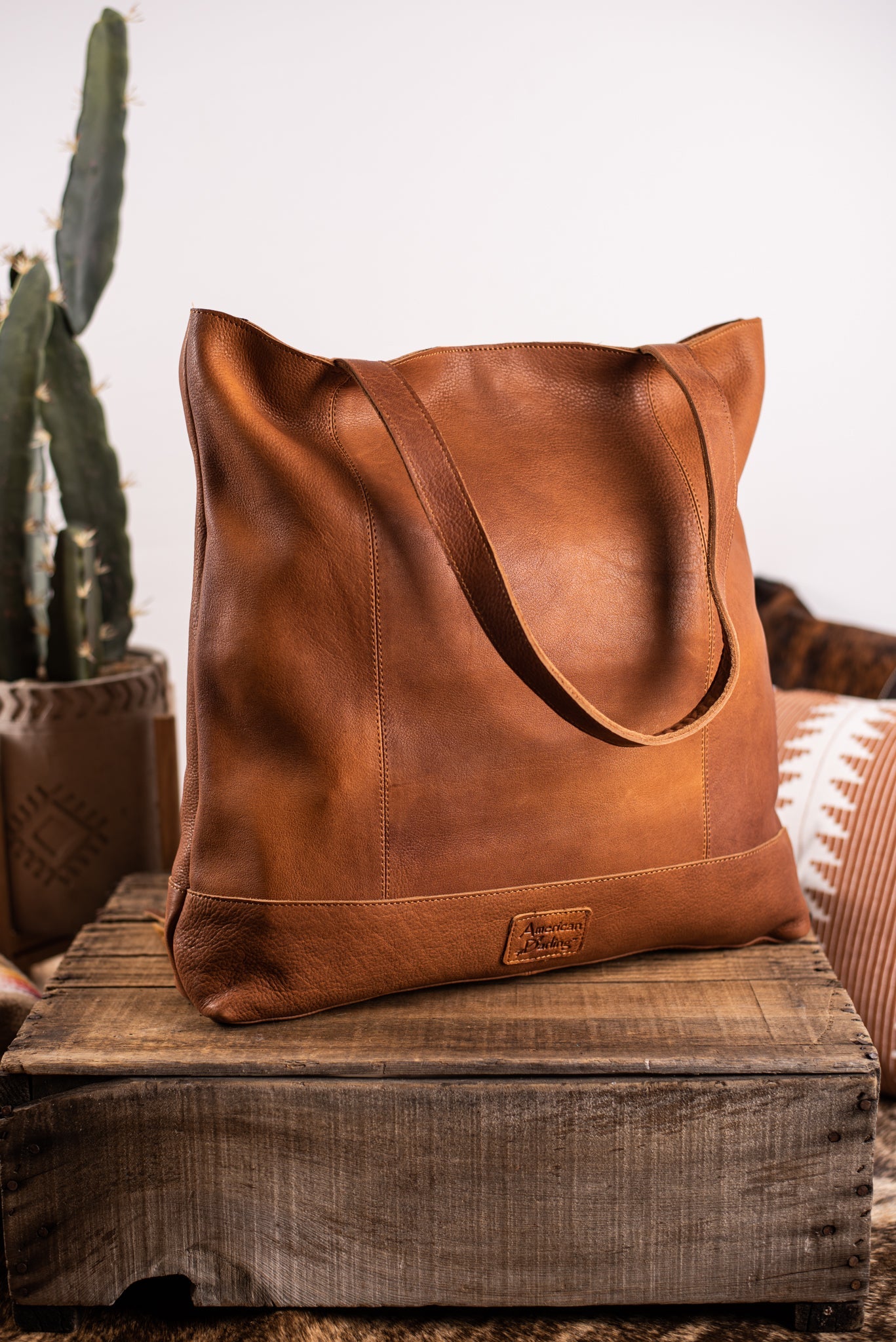 The Dunn Leather Tote - Light Brown